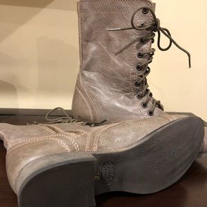 Steve Madden Troopa Boot